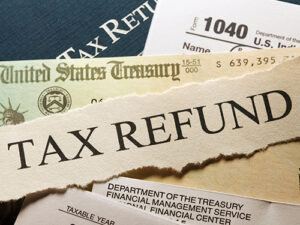 closeup of the words "tax refund"